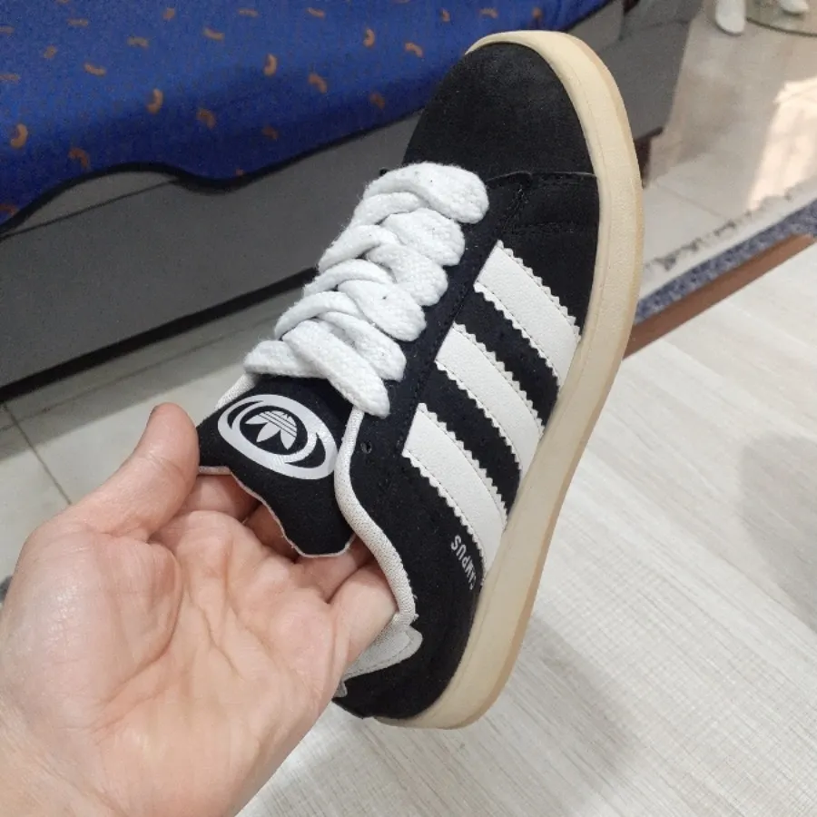 کفش کتونی