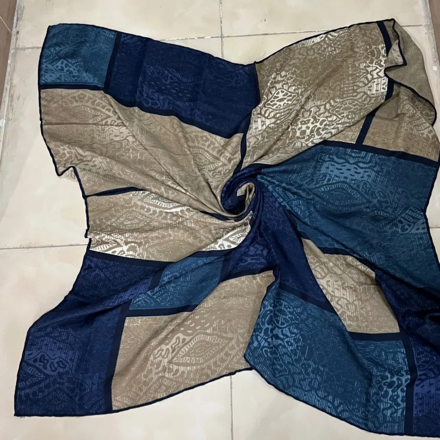 روسری قواره دار
