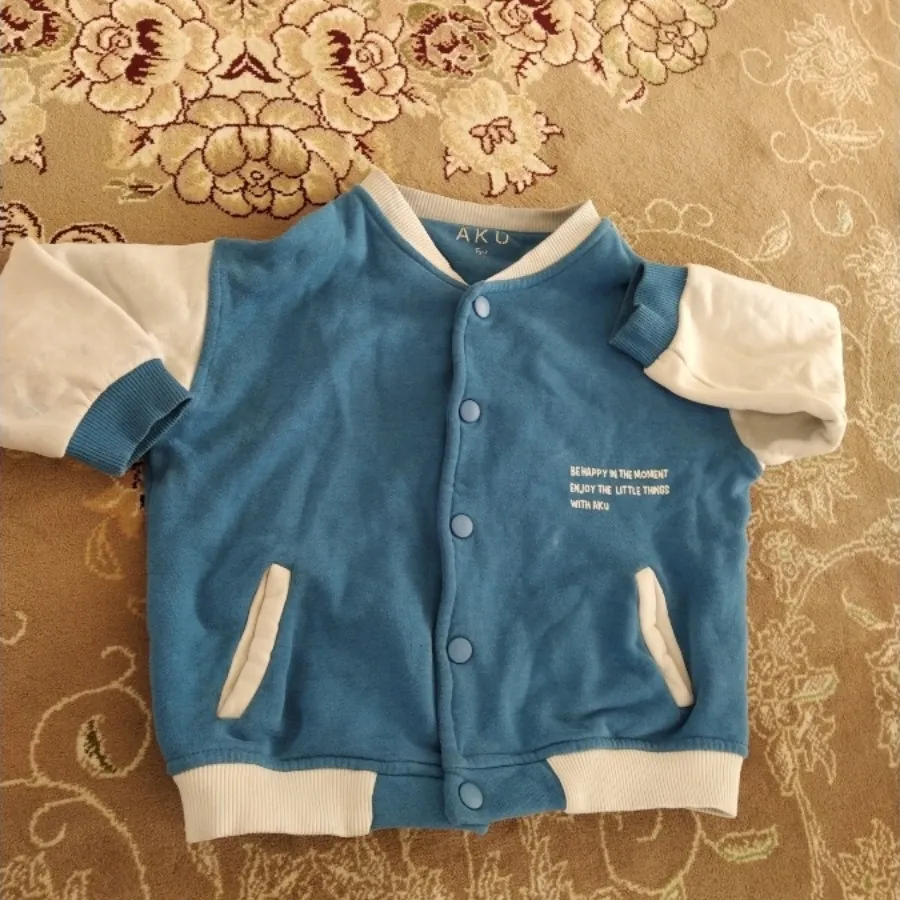 سویشرت بیستبالی