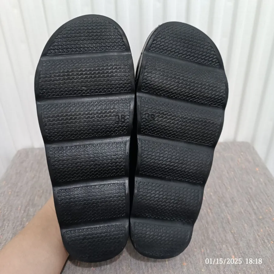 دمپایی روفرشی زنانه زرپای