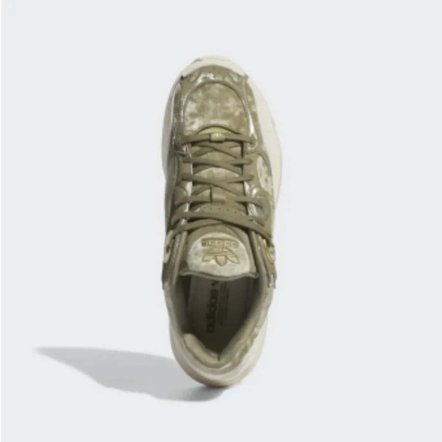 کفش Adidas