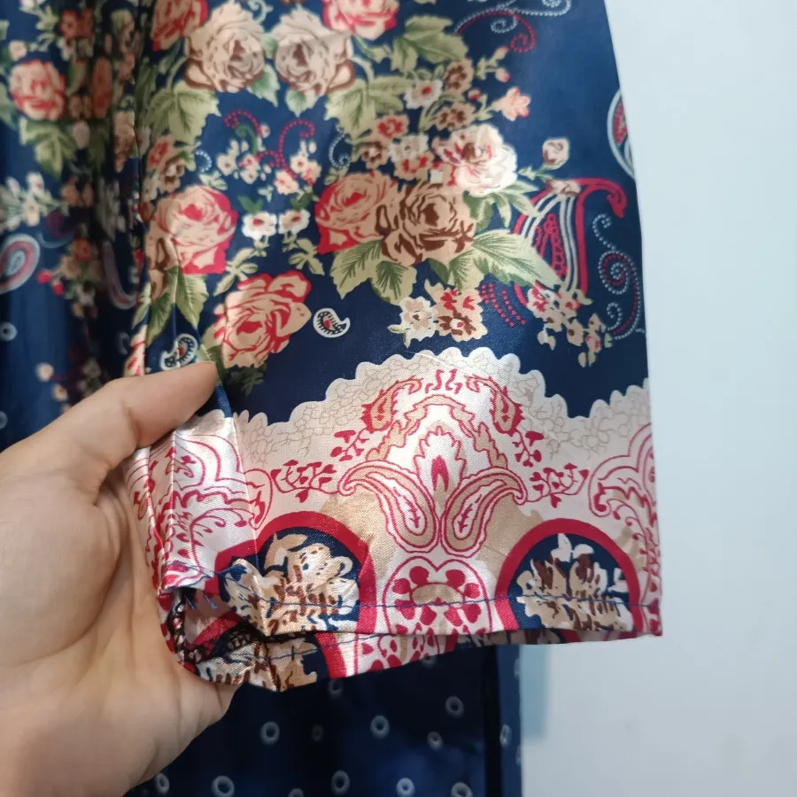 مانتو ساحلی ساتن خارجی نو