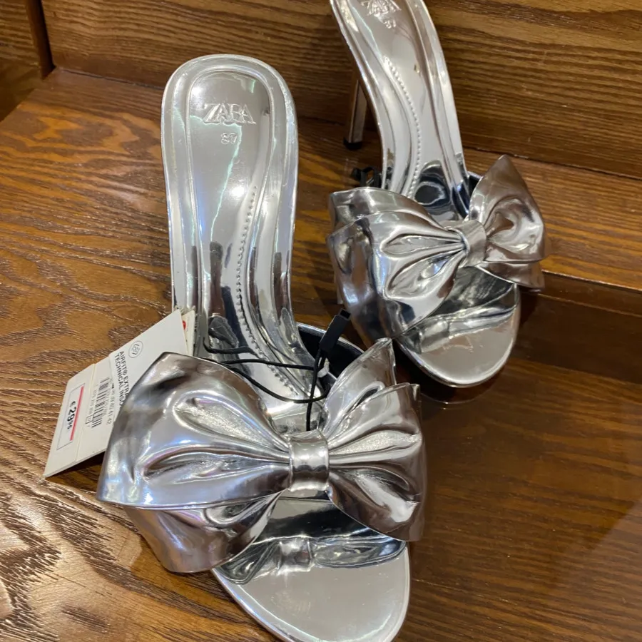 کیف و کفش زارا