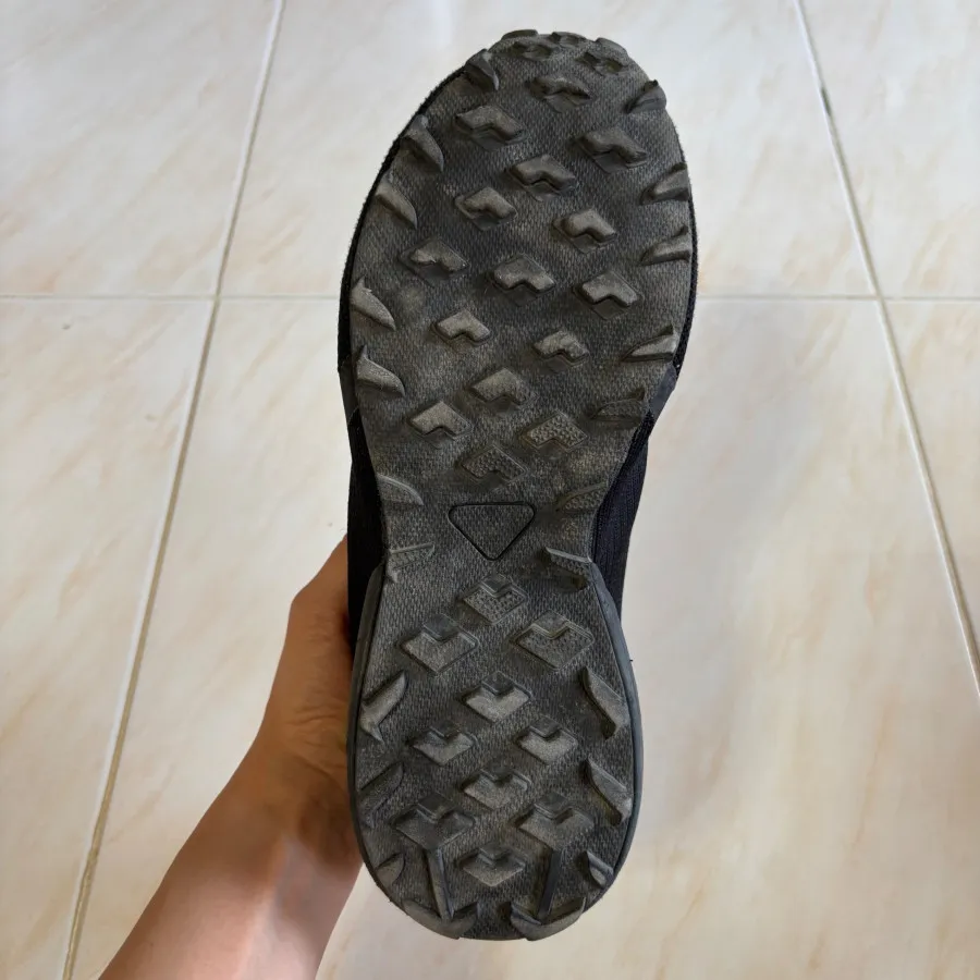 کفش اسپرت
