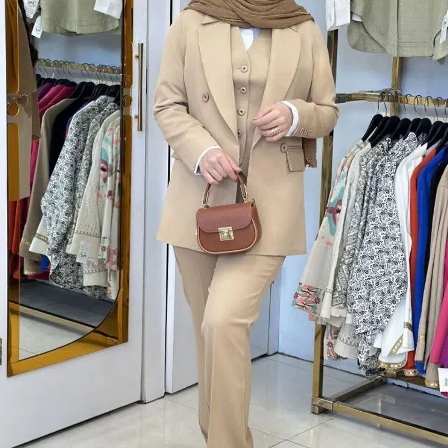 کت شلوار و جلیقه مازراتی