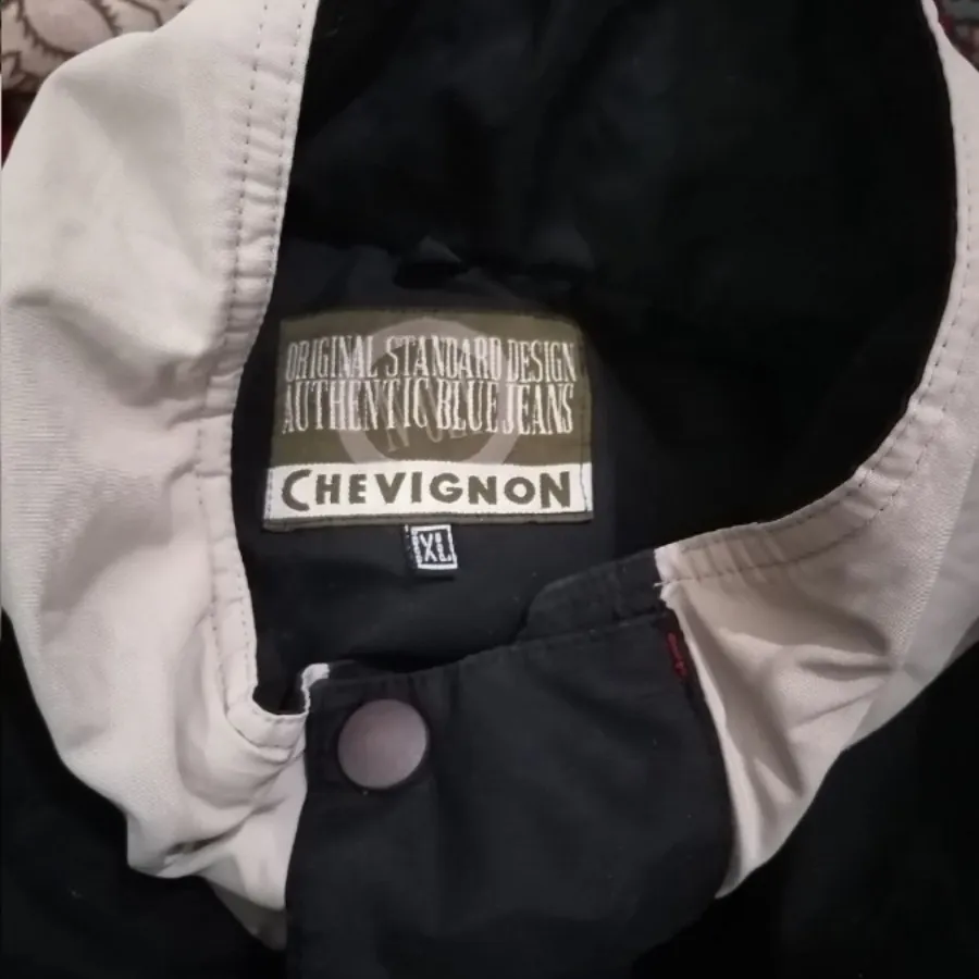 کاپشن مردانه chevignon