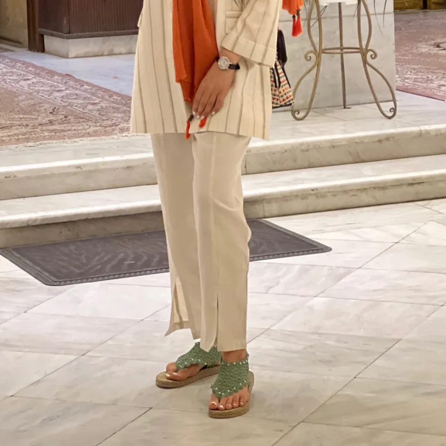 شلوار چاکدار
