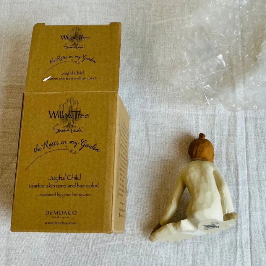 مجسمه کامپوزیتی ویلوتری