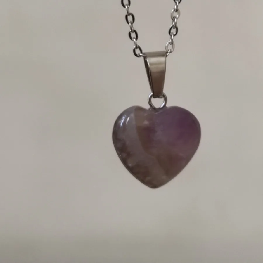 گردنبند قلب سنگی