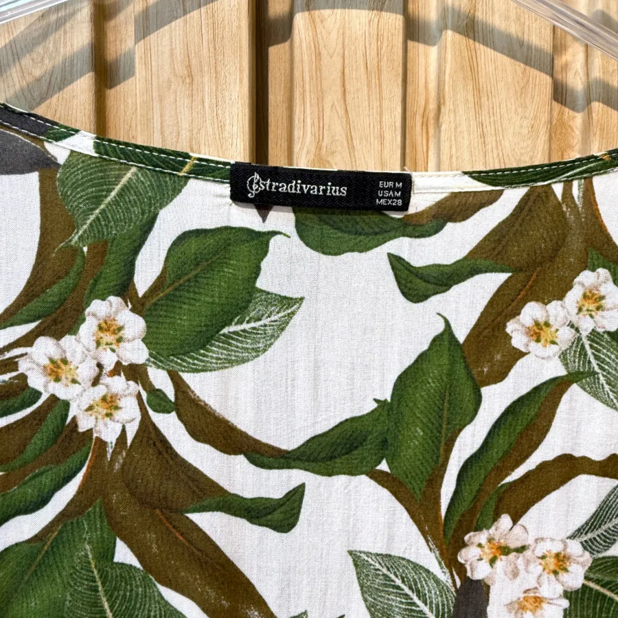 رویه برند stradivarius