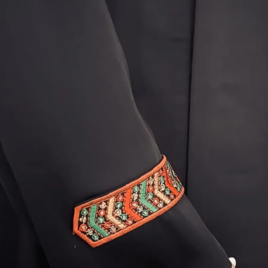 مانتو مشکی سوزن دوزی
