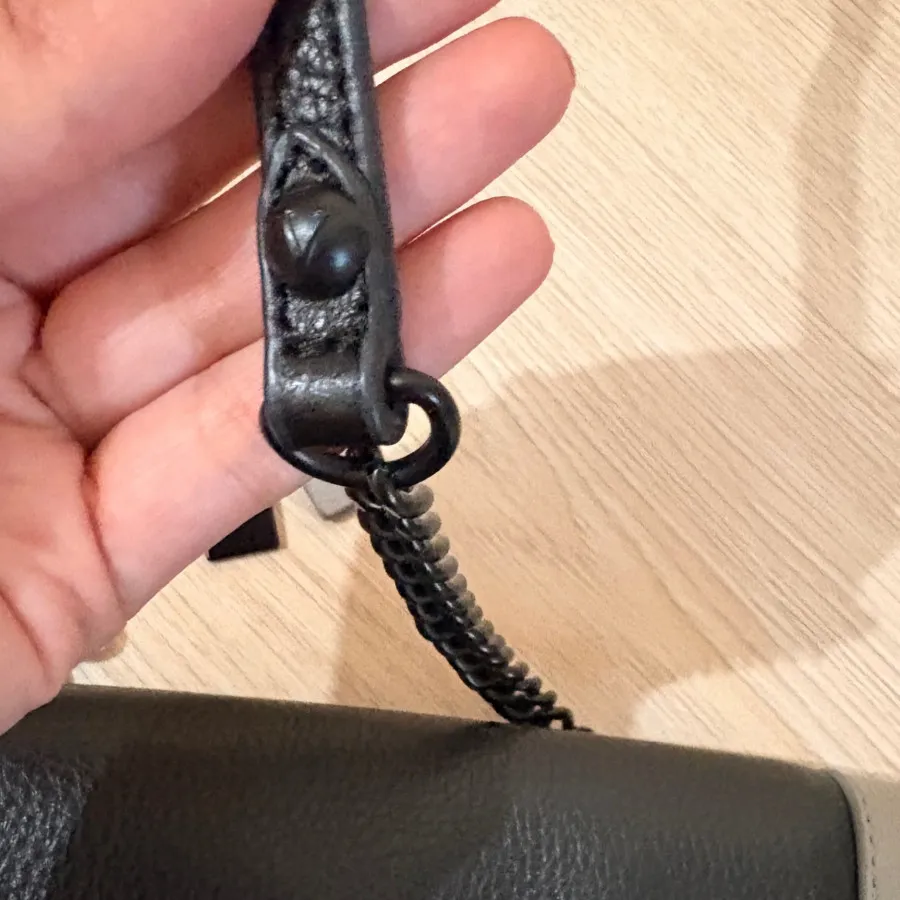 کیف چرم برند vince camuto