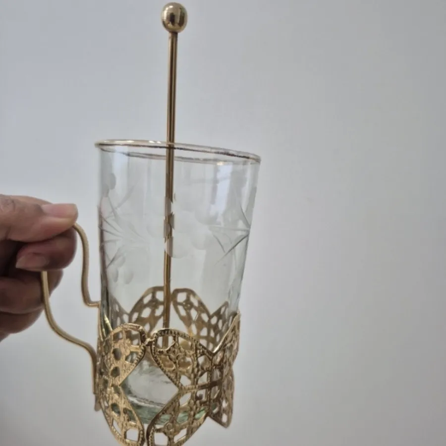 لیوان شربت و سینی قدیمی