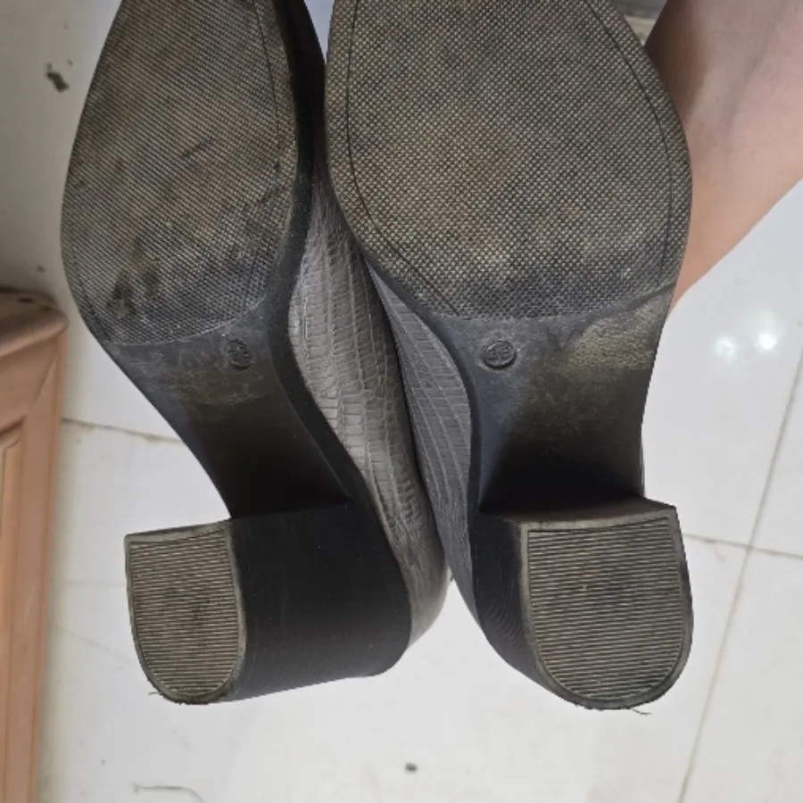 کفش تمام چرم آرنیکا