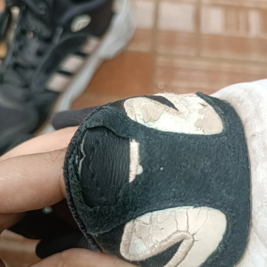 کتونی آدیداس