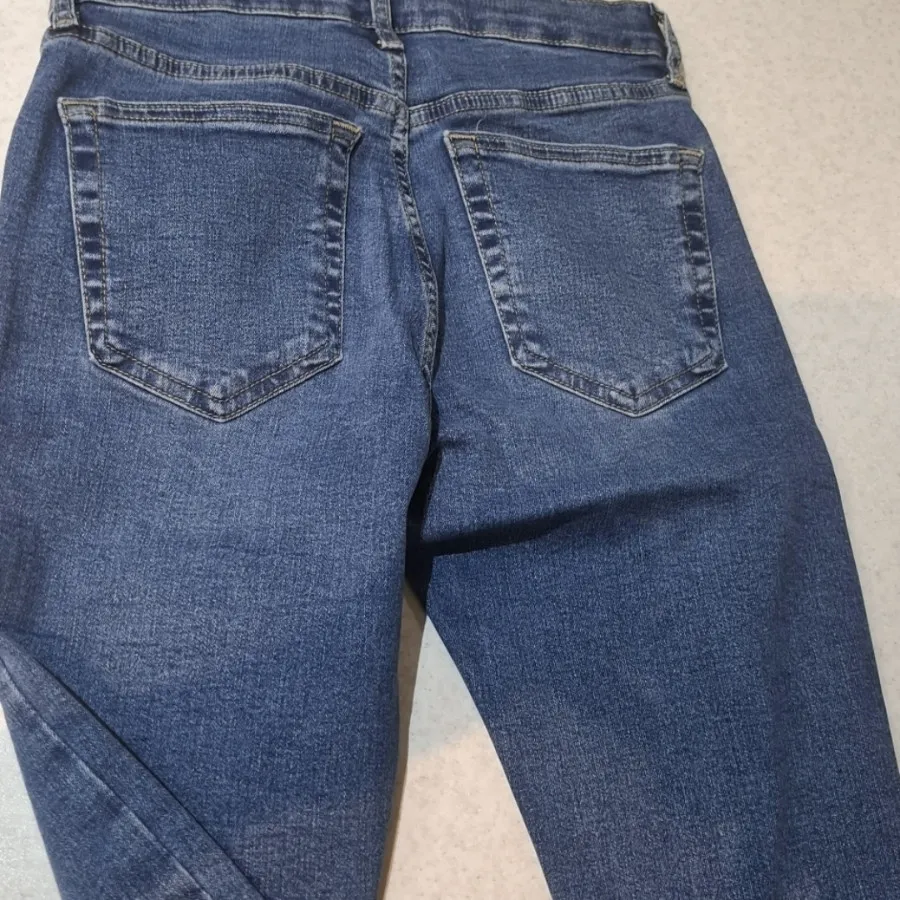 شلوار جین زنانه