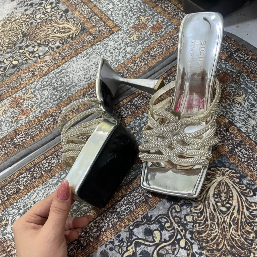 کفش مجلسی