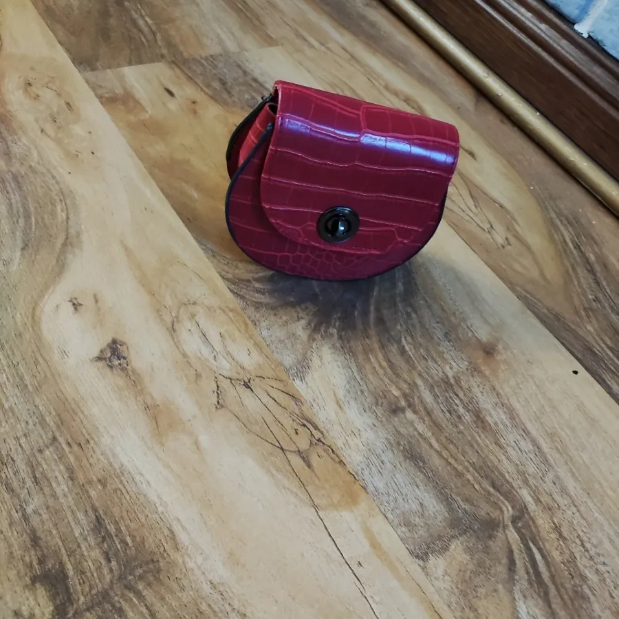 کیف چرم فانتزی قرمز
