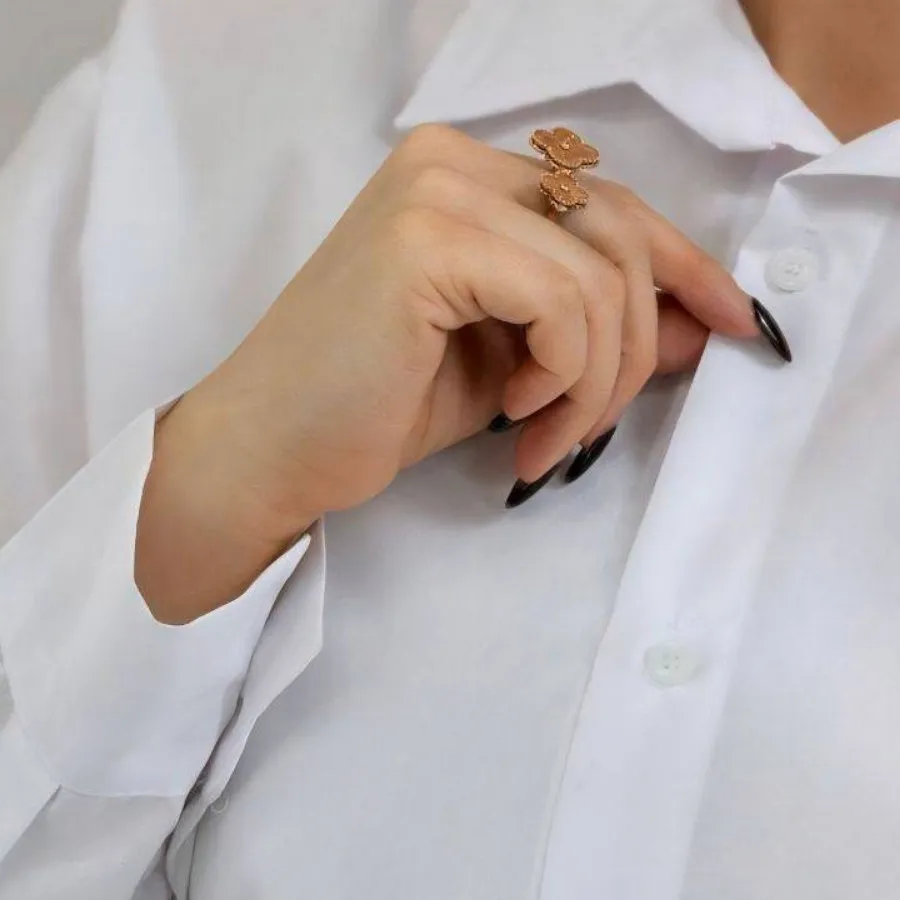 شومیز سفید