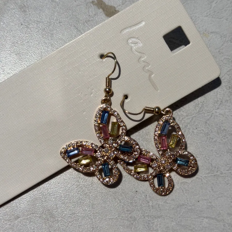 گوشواره پروانه ای آلمانی