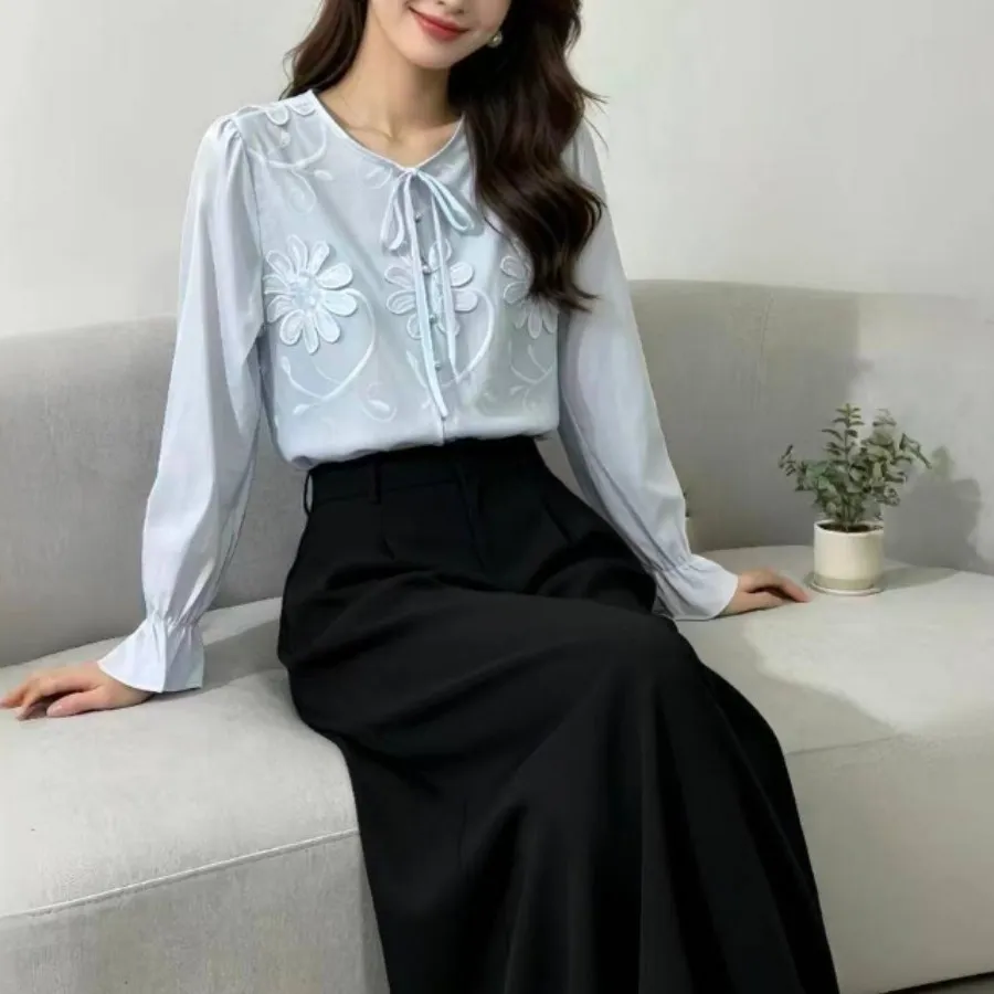 شومیز گل برجسته