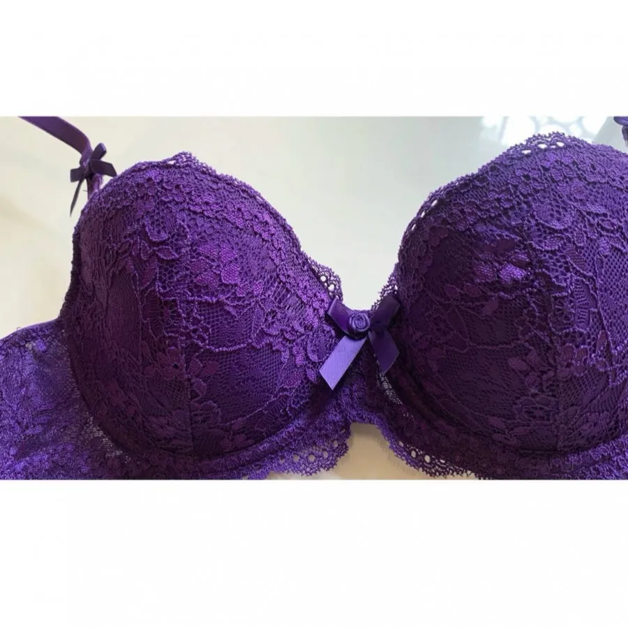 Violet Chloe Balconette