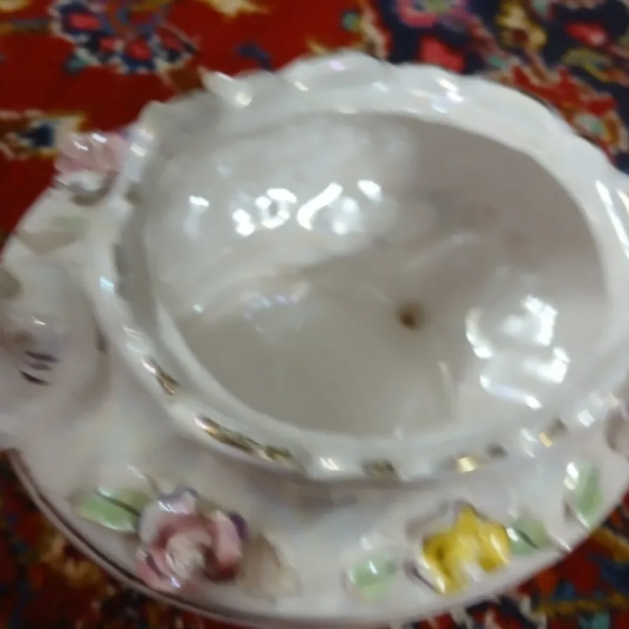 شکلات خوری سرامیکی