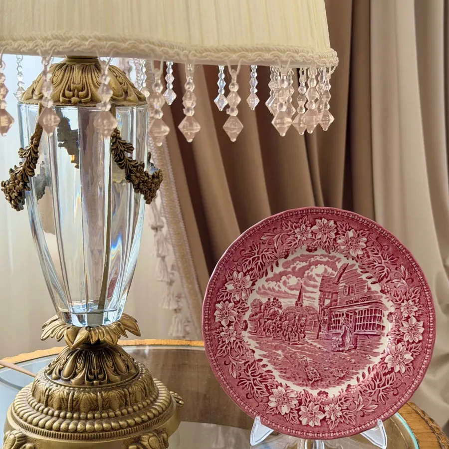 بشقاب دیوارکوب