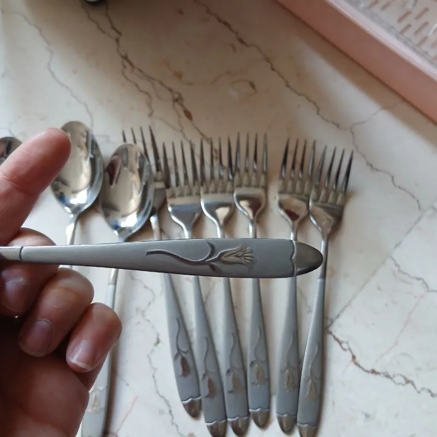 ست قاشق چنگال شش نفره