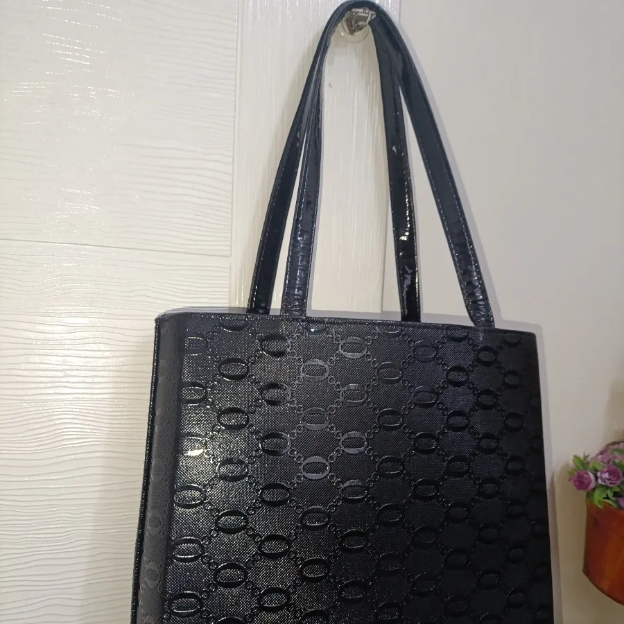 کیف ورنی زنانه
