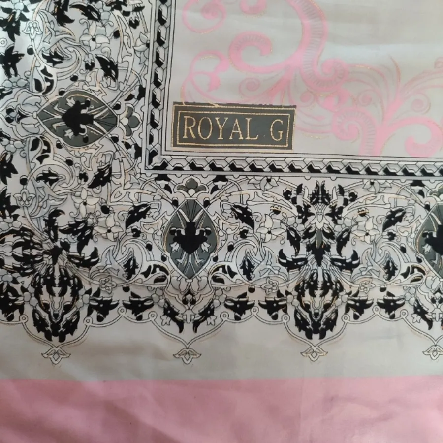 روسری ساتن