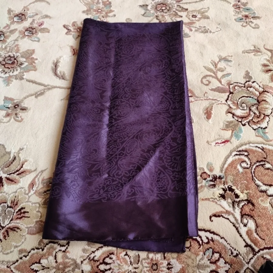 روسری ساتن