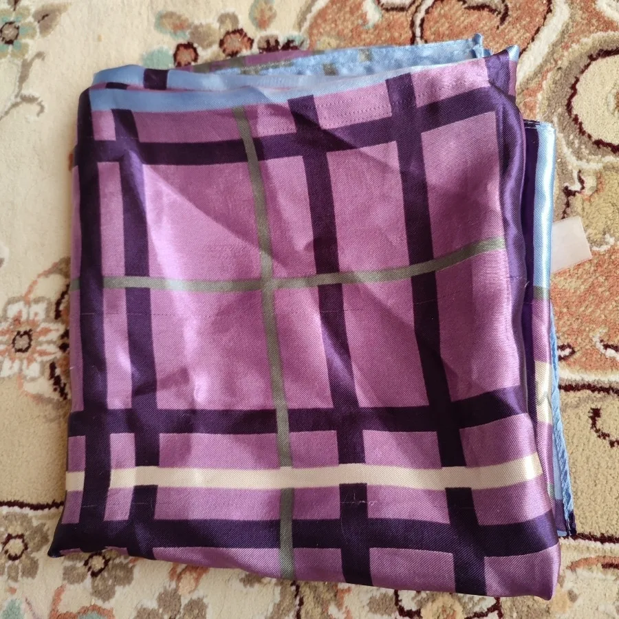 روسری ساتن