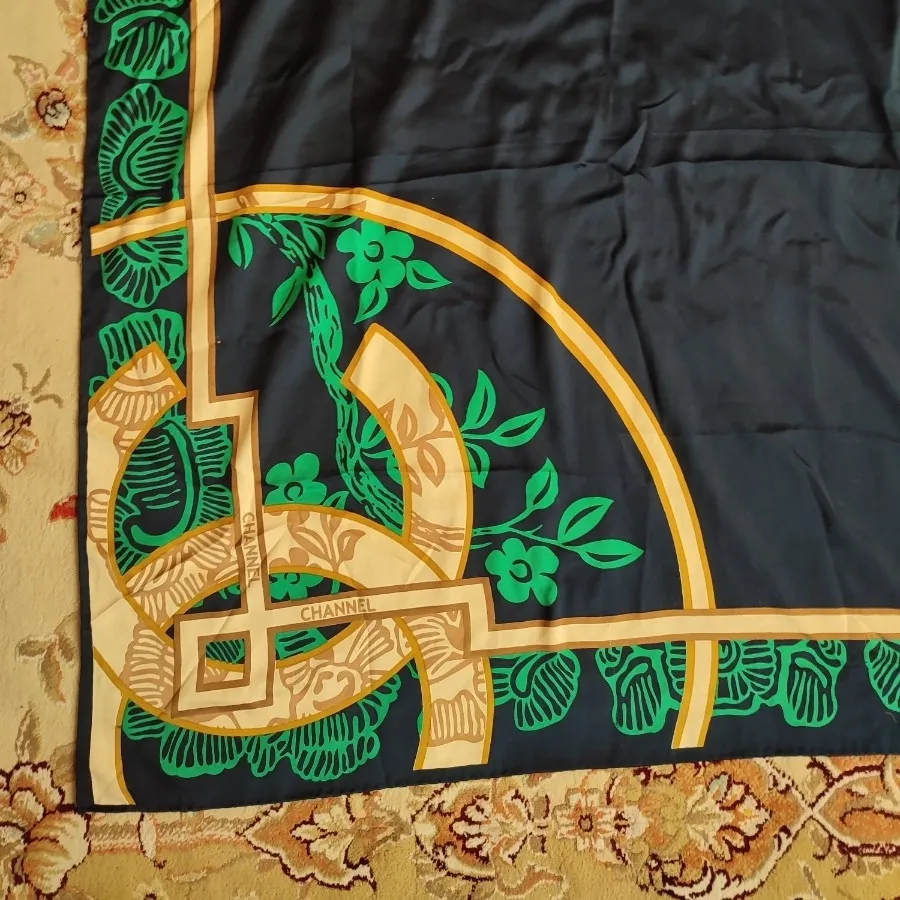 روسری ساتن