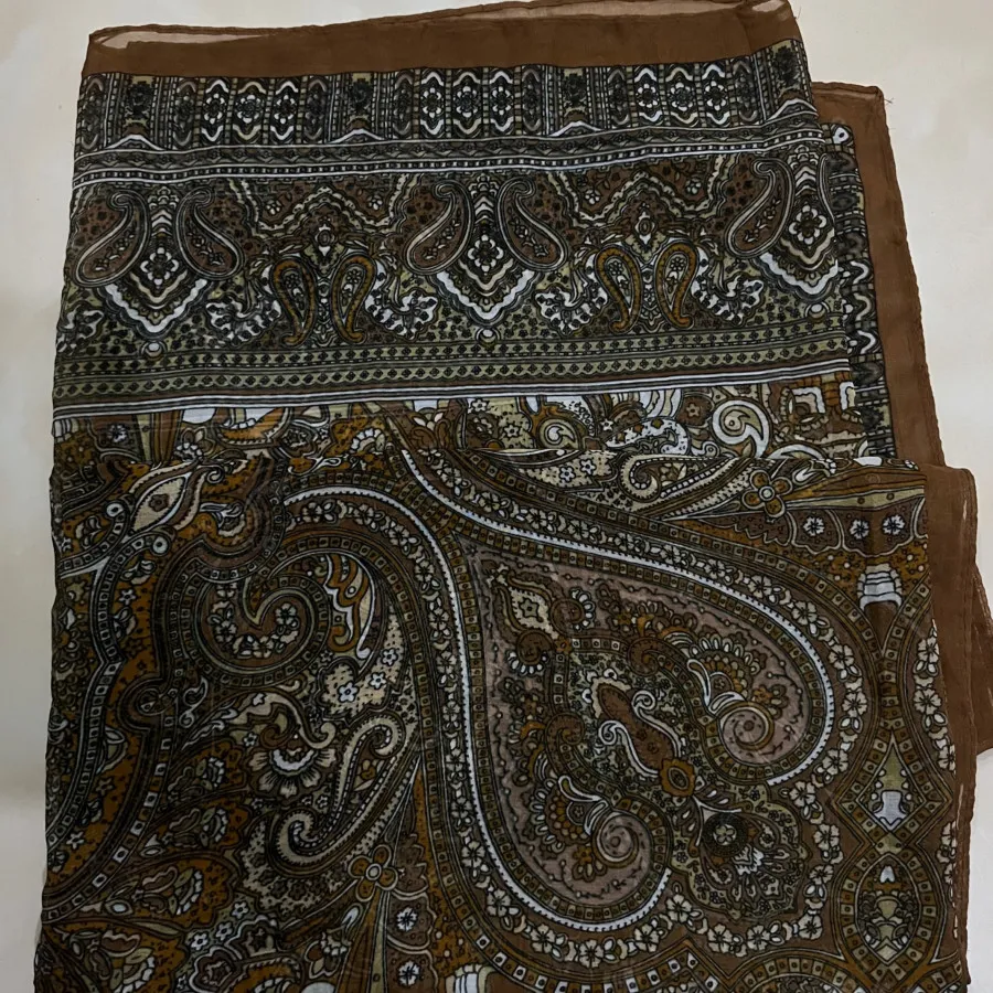 روسری قواره دار