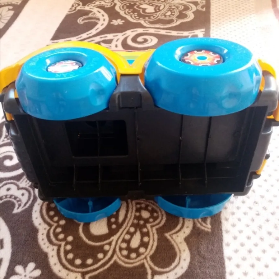 تعدادی ماشین