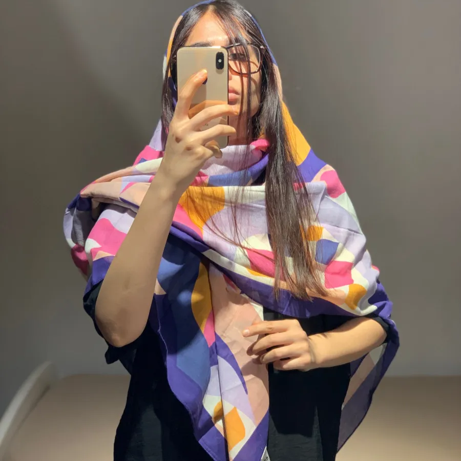 روسری زنانه