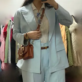 کت و شلوار دیپلمات