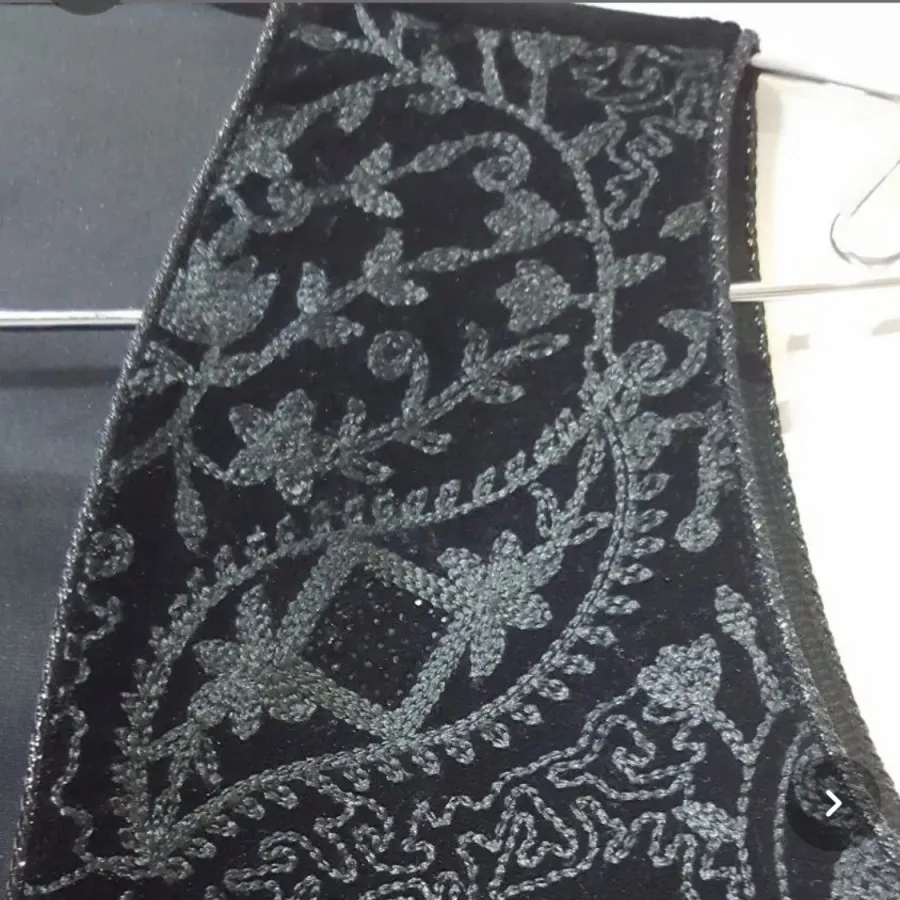جلیقه مخمل سوزن دوزی