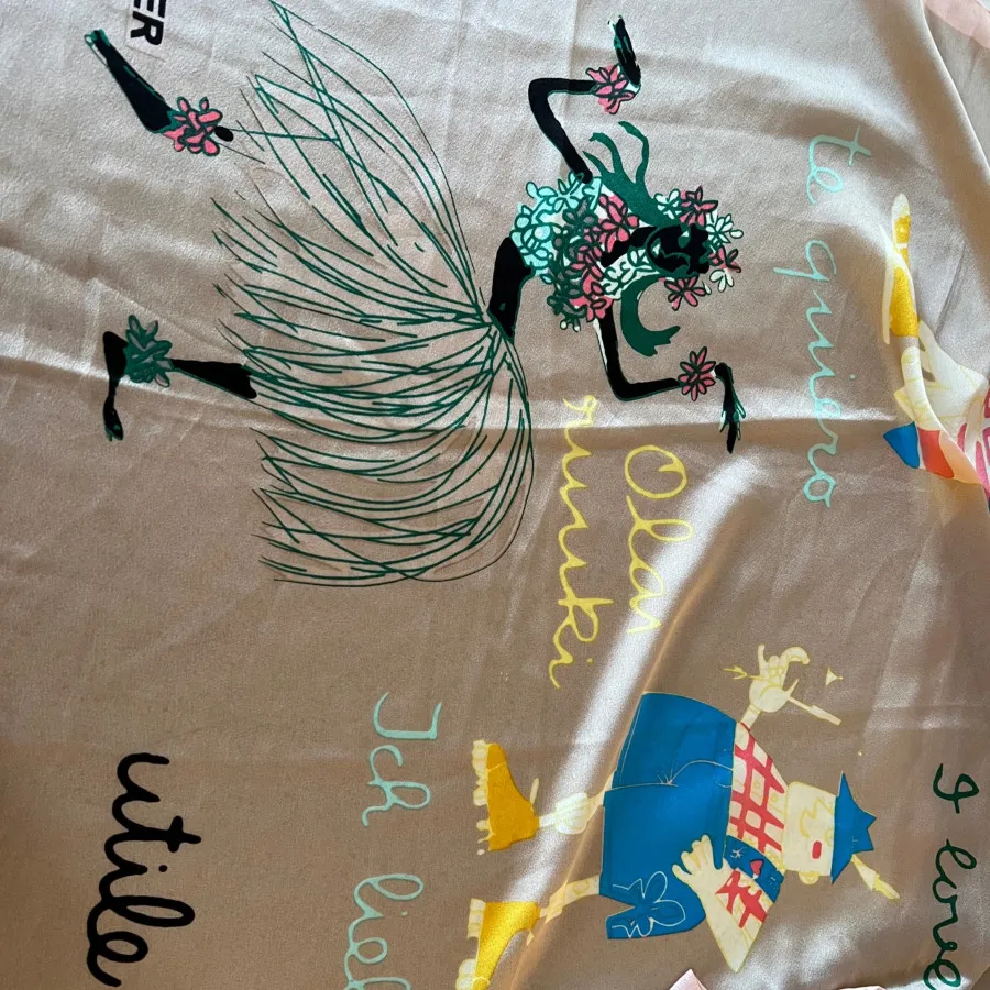 روسری ابریشم