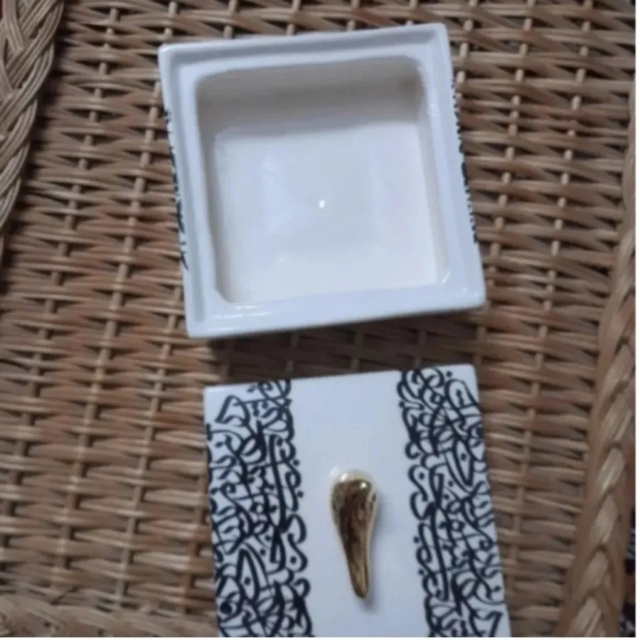 شکلاتخوری