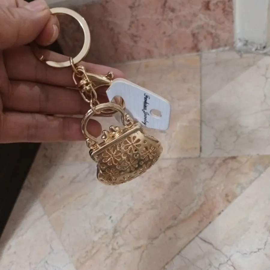 اویزکیف