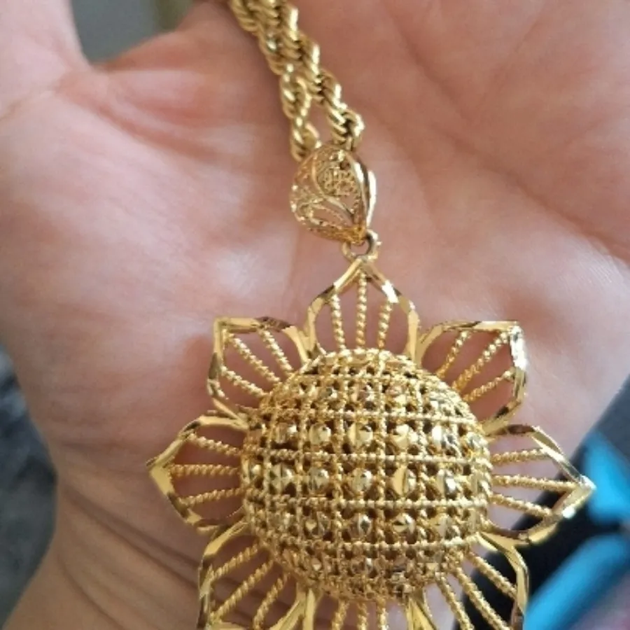 گردنبند خورشید