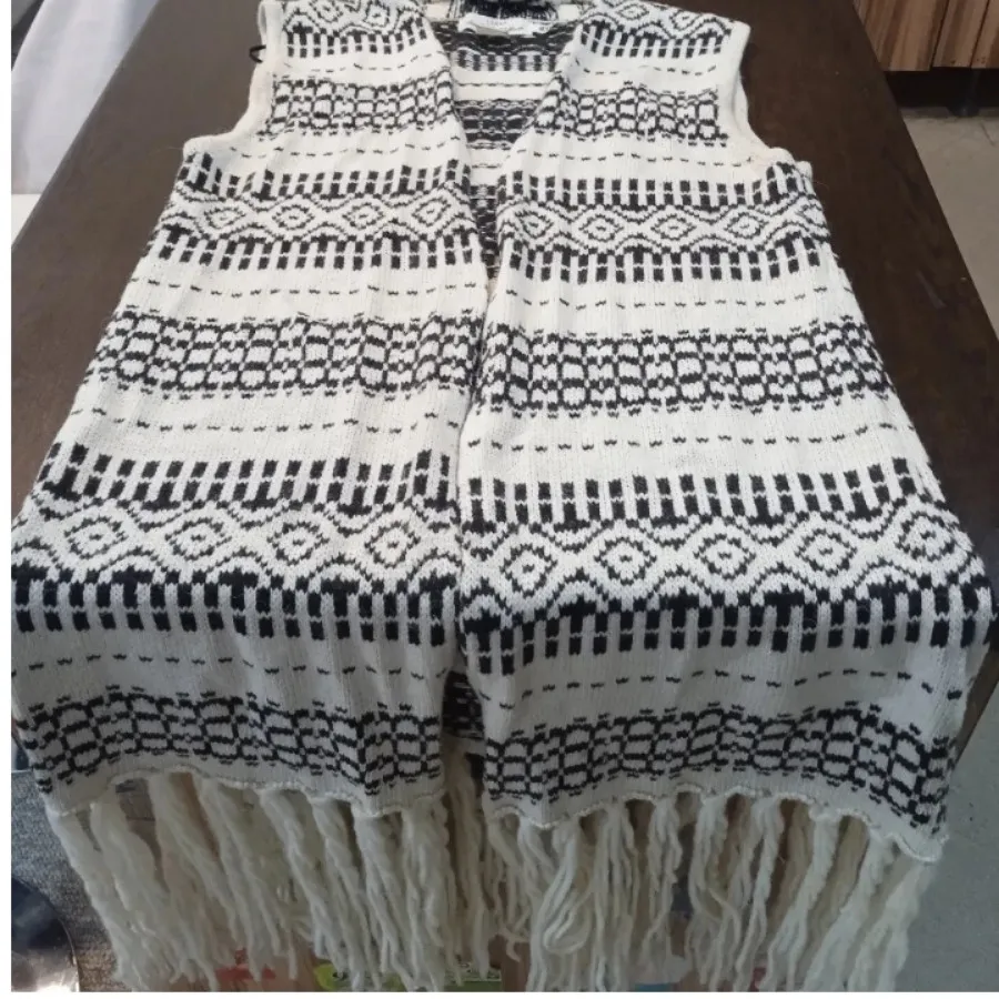 وست بافت H&M