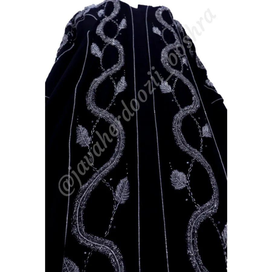 عبا و روسری برگ پیچ
