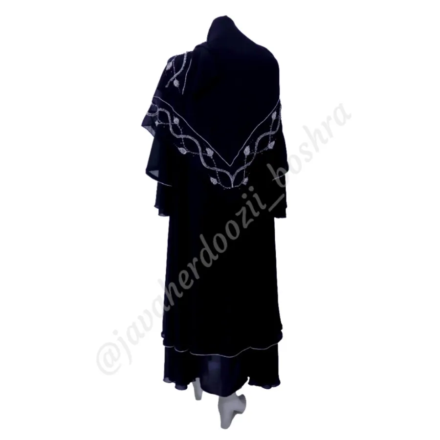 عبا و روسری برگ پیچ