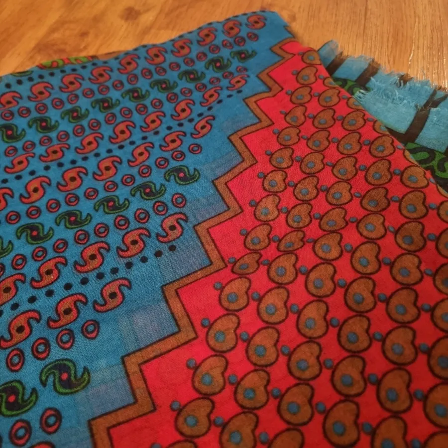 روسری نخی زنانه