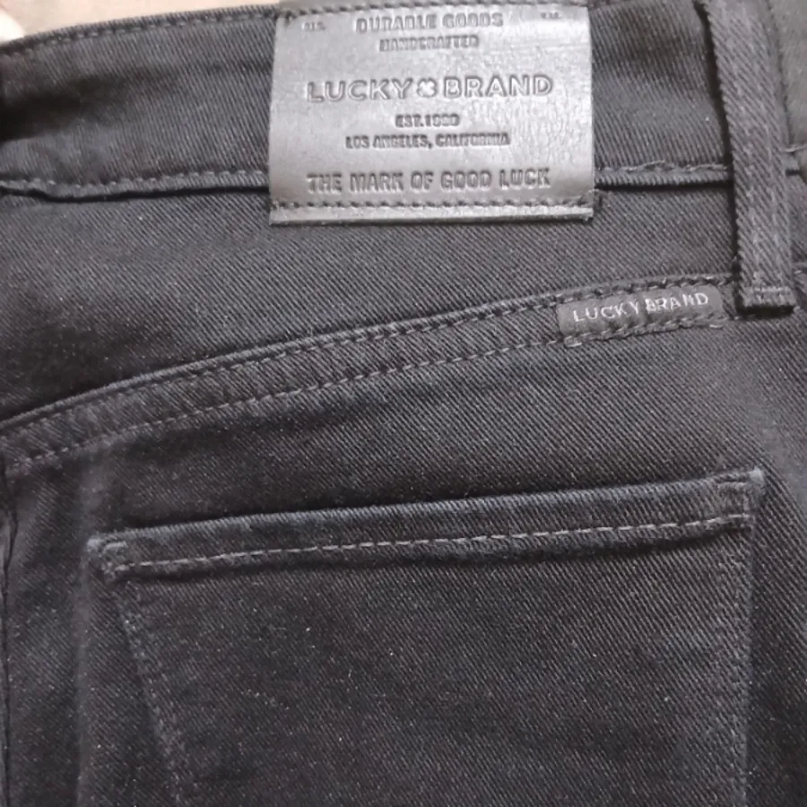 شلوار جین Lucky Brand