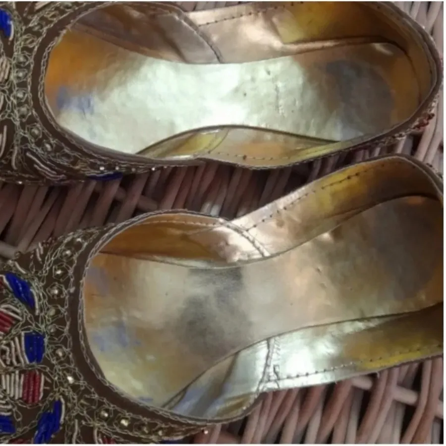 کفش هندی