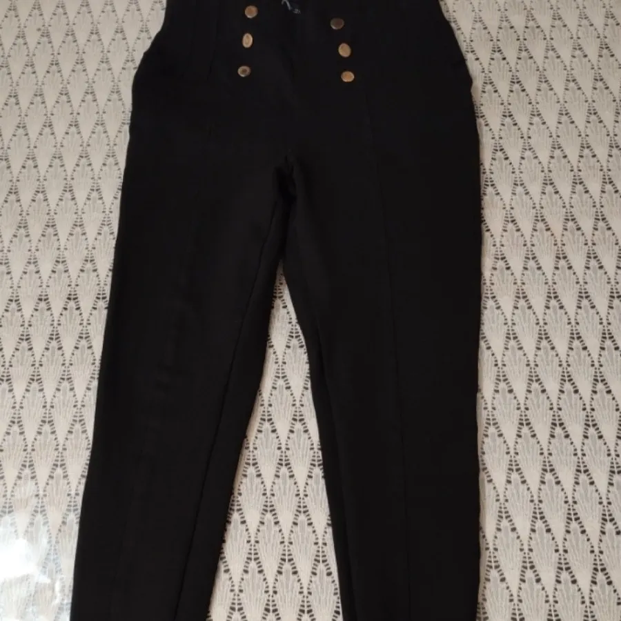 شلوار لگ zara